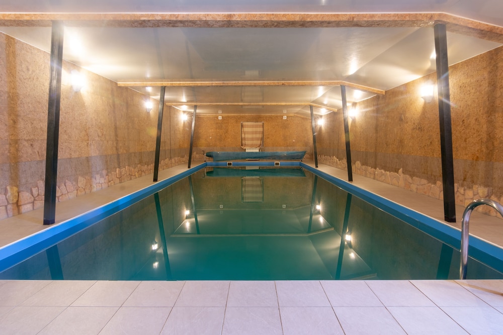 Country hotel Hvoinyi