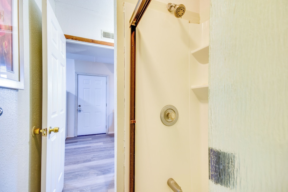 Pool & Fishing Access: Apt Near Mark Twain Lake