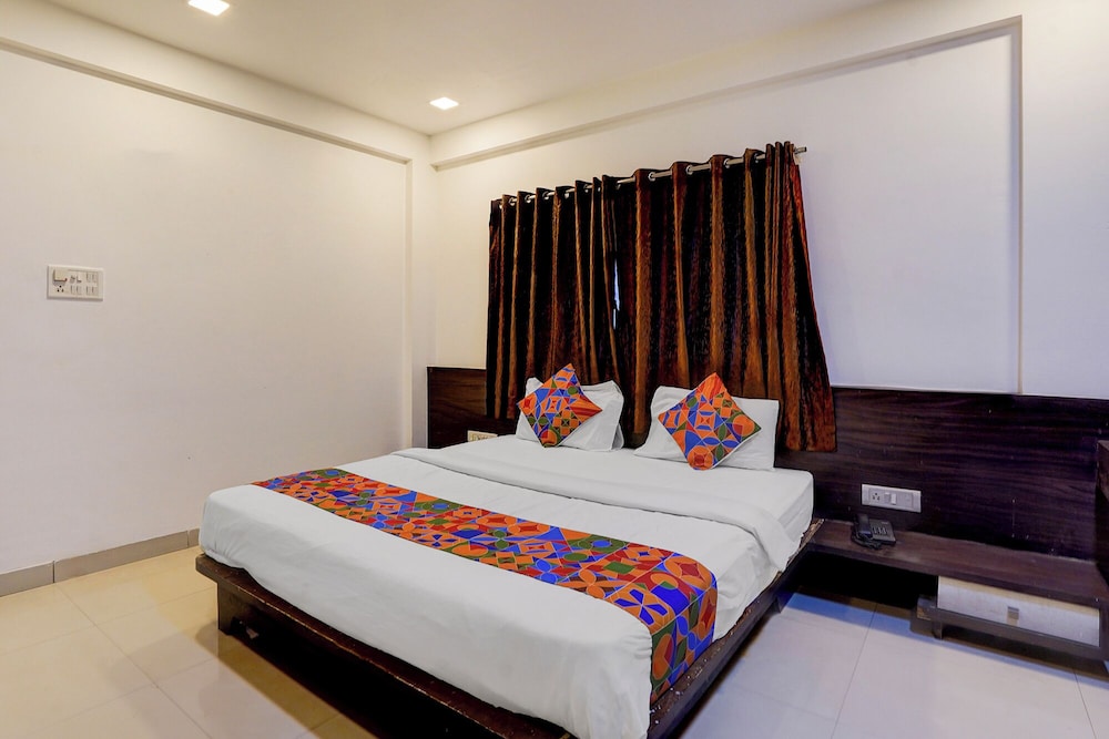 FabHotel Paradise Stay Inn