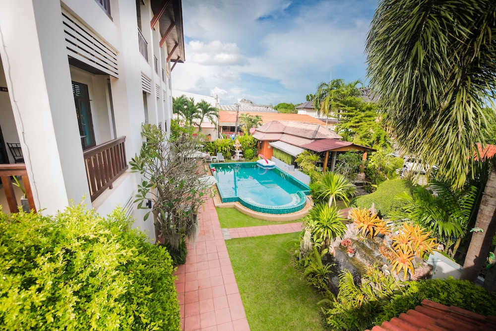 Phuket Monaburi Boutique Hotel