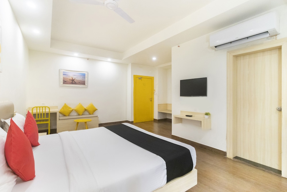 OYO 16340 Yellow Hotels