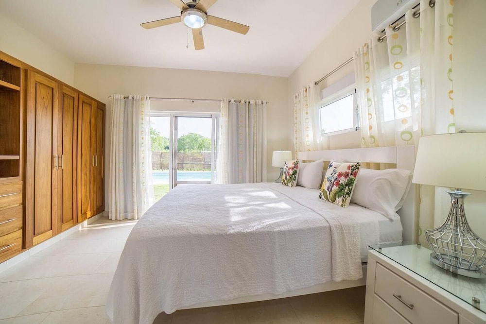 Contemporary Design With Lots of big Windows view 4