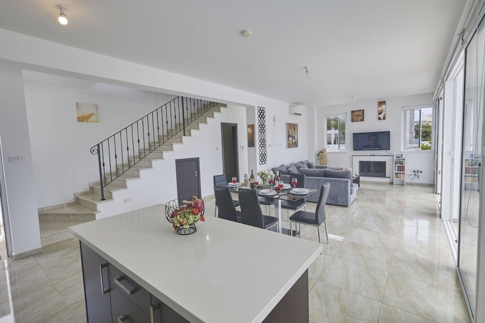 Protaras Pearl Villa Pe15