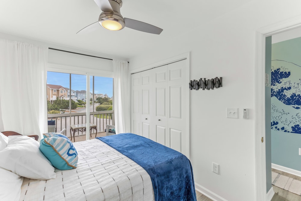 Lowe Tide by Topsail Realty