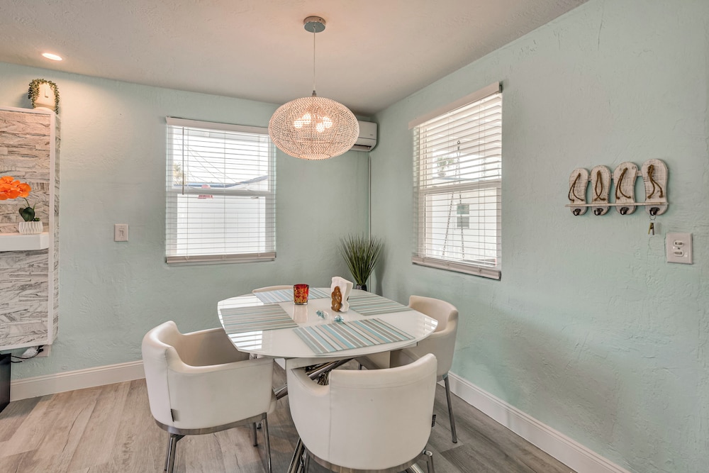 Walk to Ocean! Home w/ Large Yard in Ormond Beach
