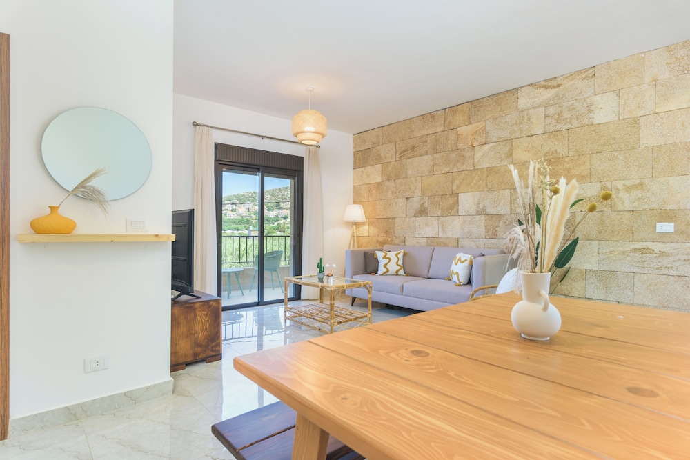 Glow Studios & Apartments in Batroun