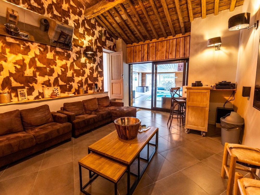 Villa in Coo With Indoor Pool & Near Waterfalls