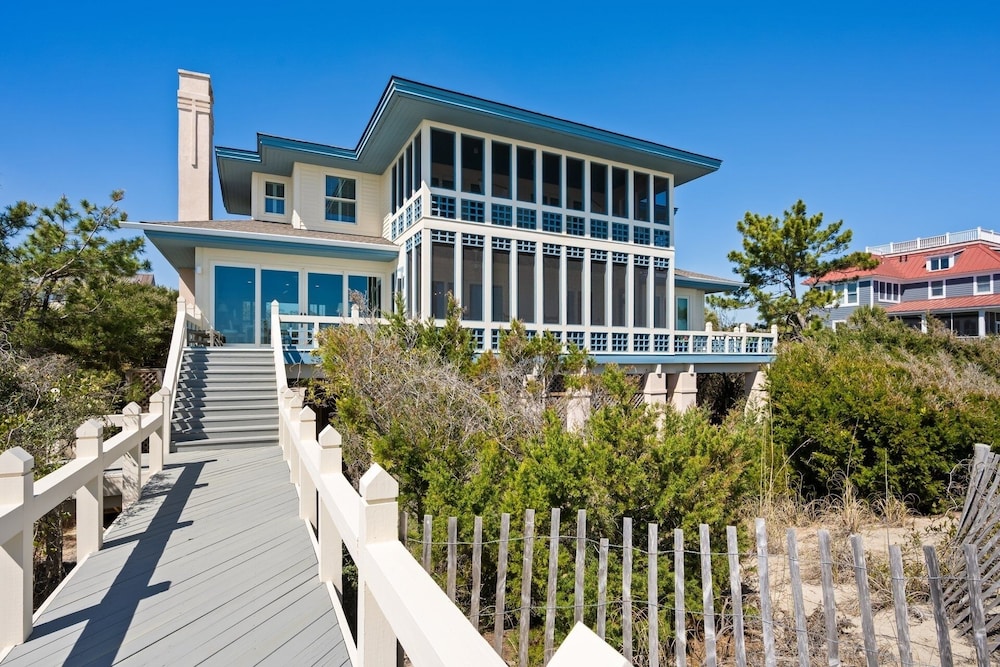 Summertide 5 Bedroom Home