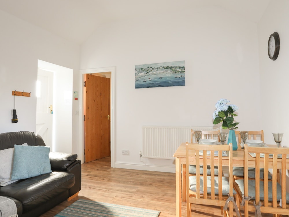 Tyn Towyn - Bwthyn Haf view 5