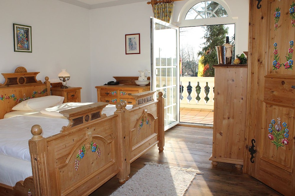 Hotel Spanischer Hof - Property Image 36