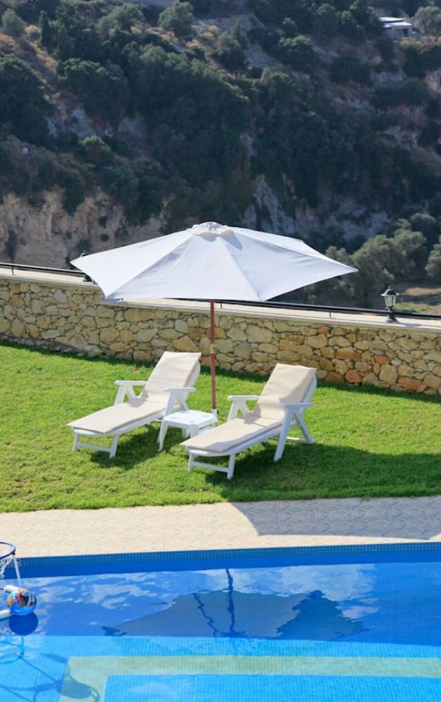 Villa Hara Faragi in Crete