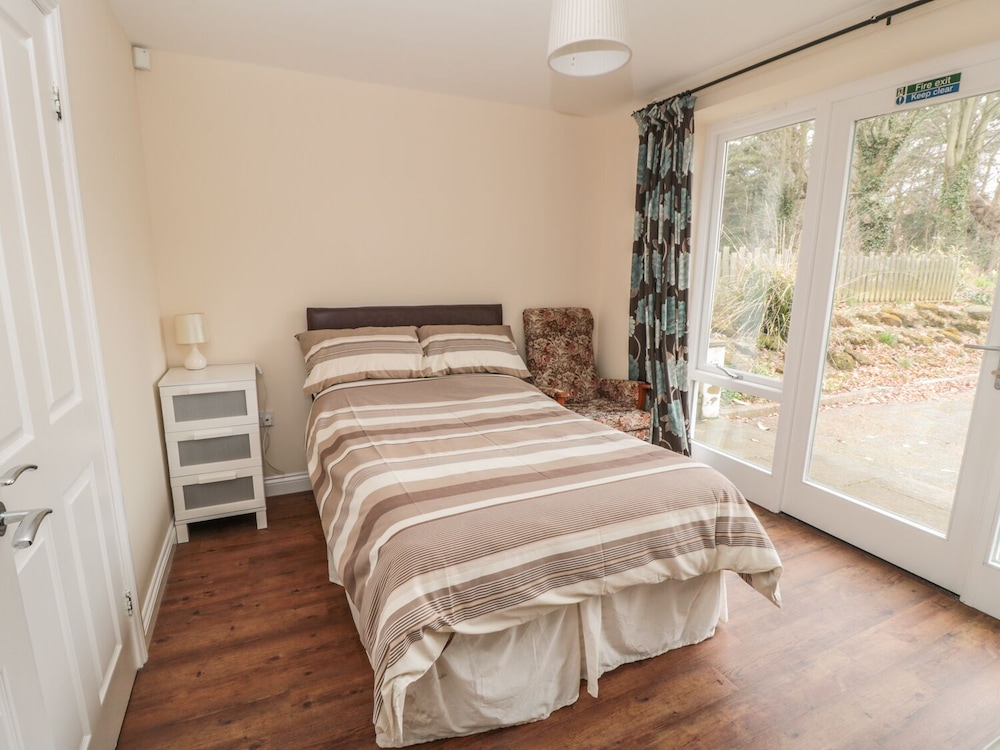 No. 3 Low Hall Cottages view 2