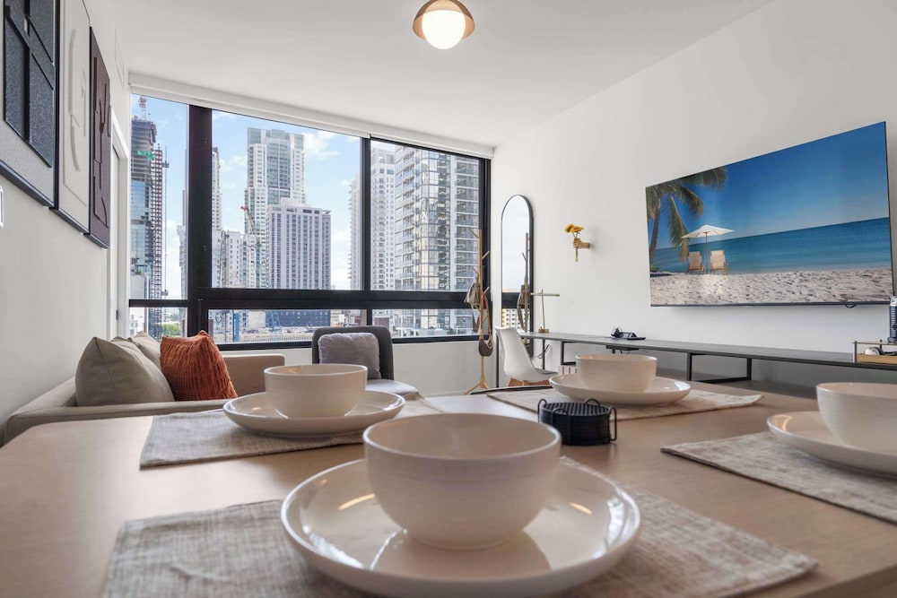 Luxury City Views in Downtown Miami