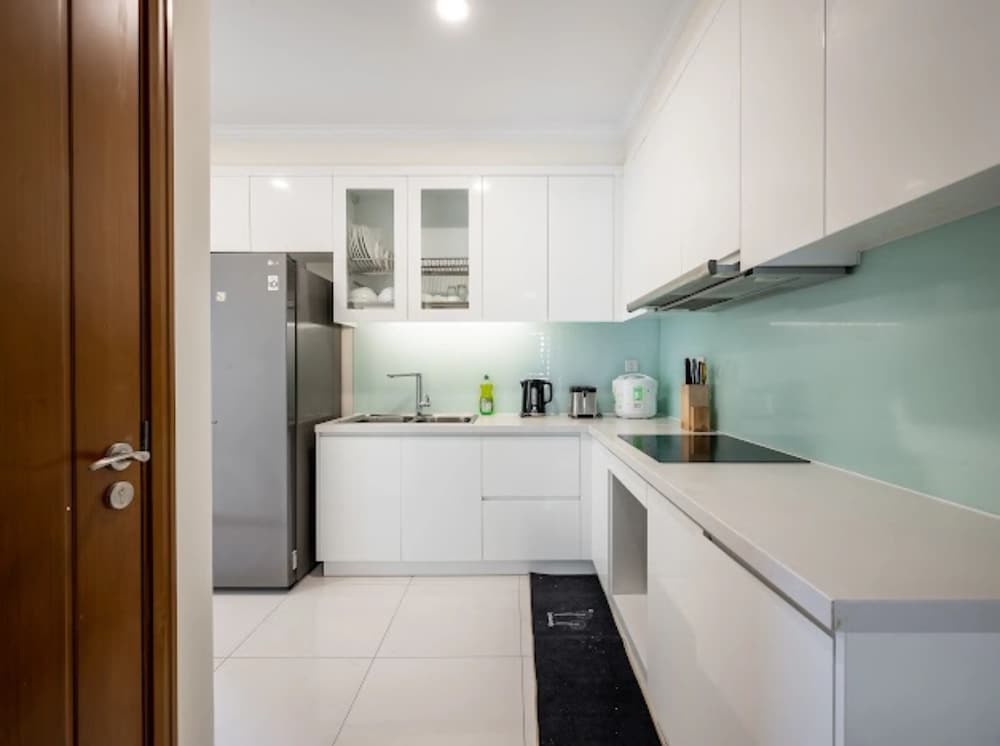 Somi Luxstay LP