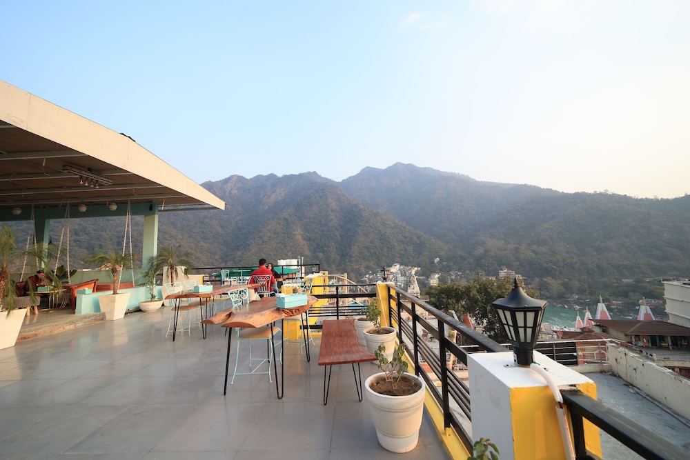 Weekends Forever Max Laxman Jhula view 3