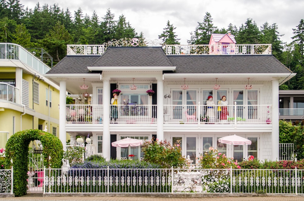 Hotel Deerfield House