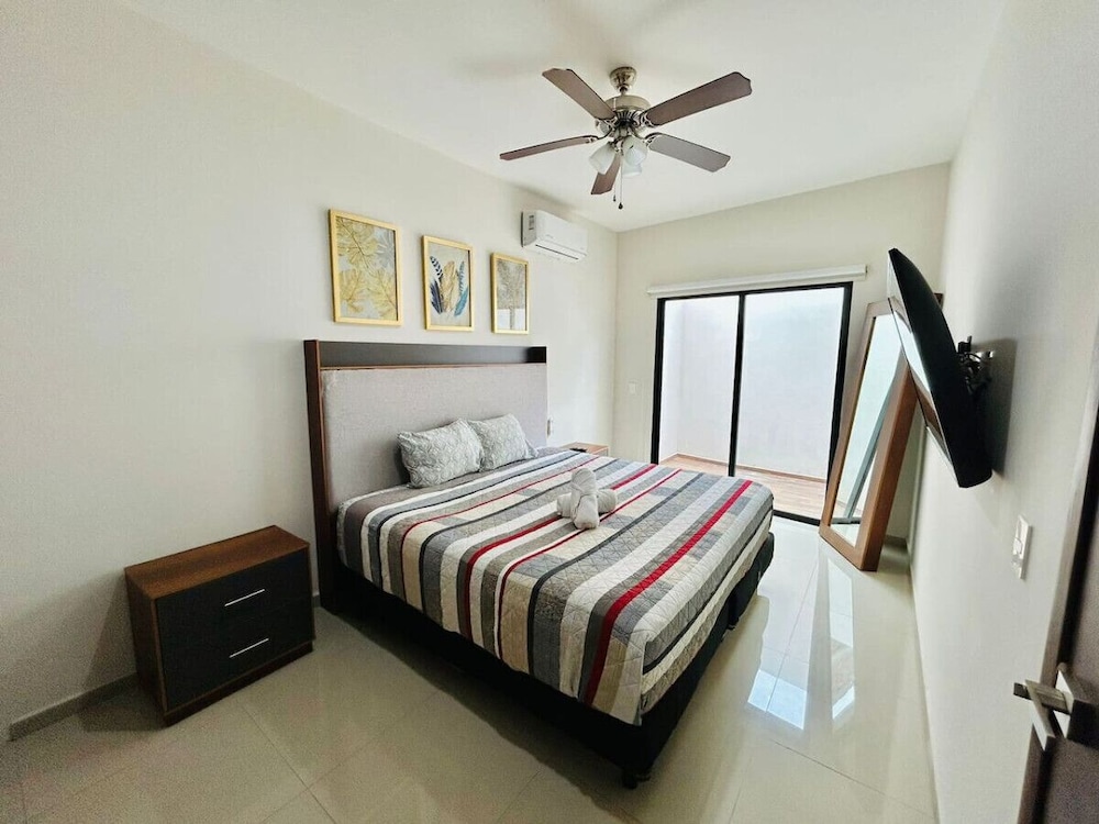 Rincon Colonial Apartments