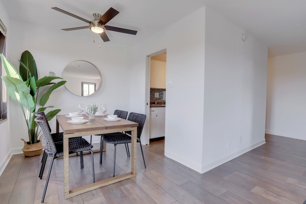 Executive Studio in Clarendon