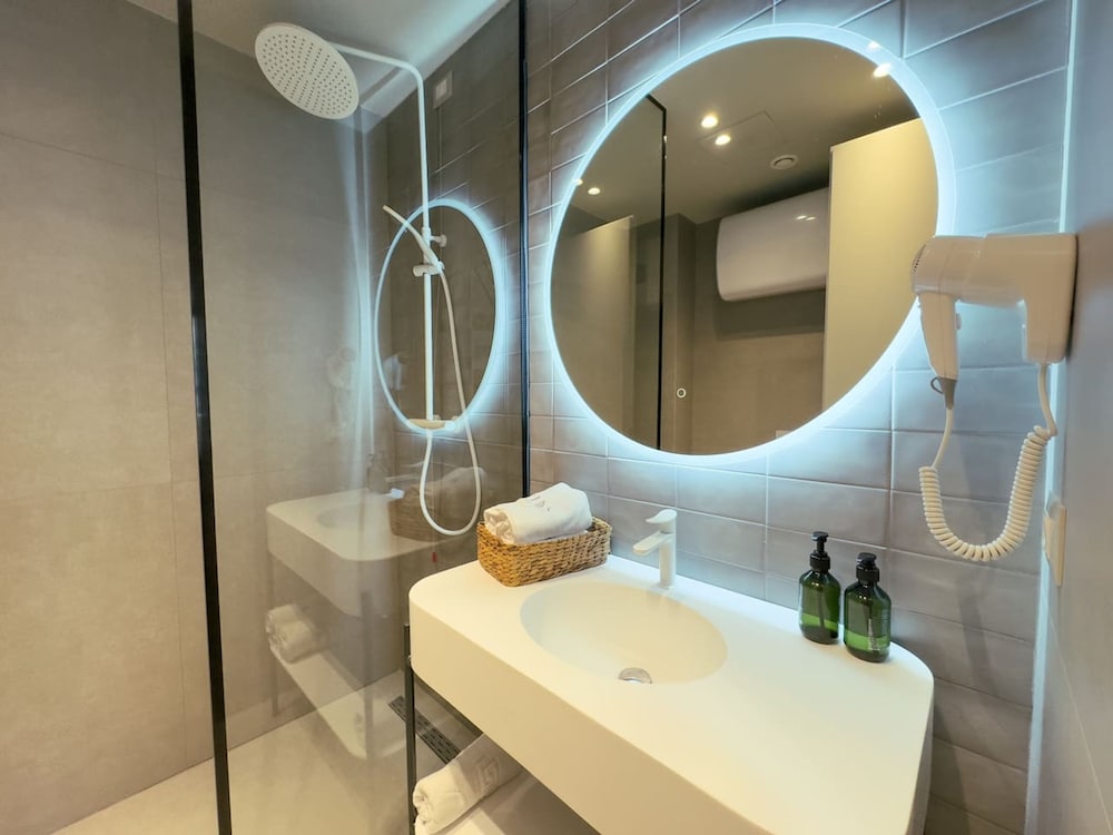 Zins Luxury Room 04 in Durr s