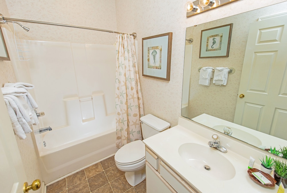 Fairways 8d 2 Bedroom Condo