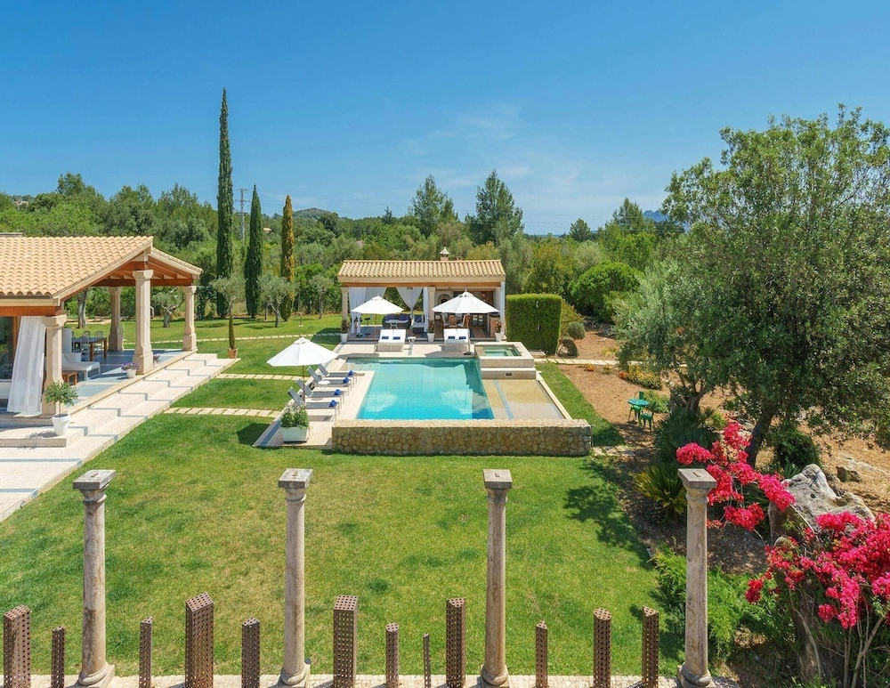 Nice Villa Near Golf of Pollensa