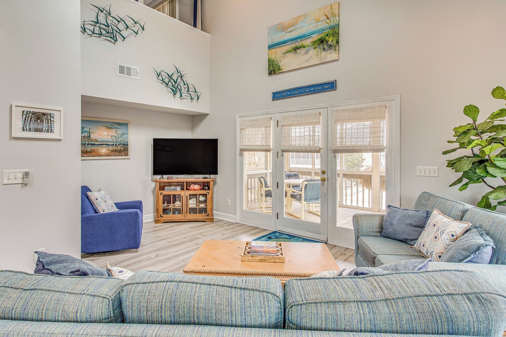 Walk to Ocean: Sunset Beach House w/ 3-level Deck!
