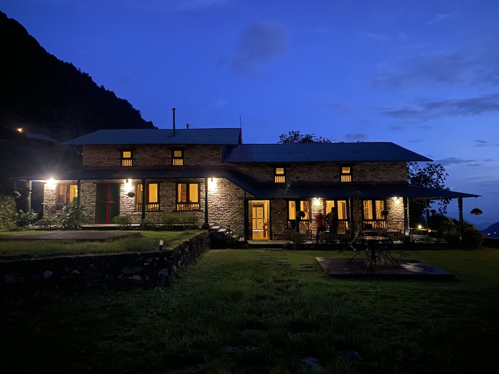 Mountain Lodges of Nepal - Landruk view 5