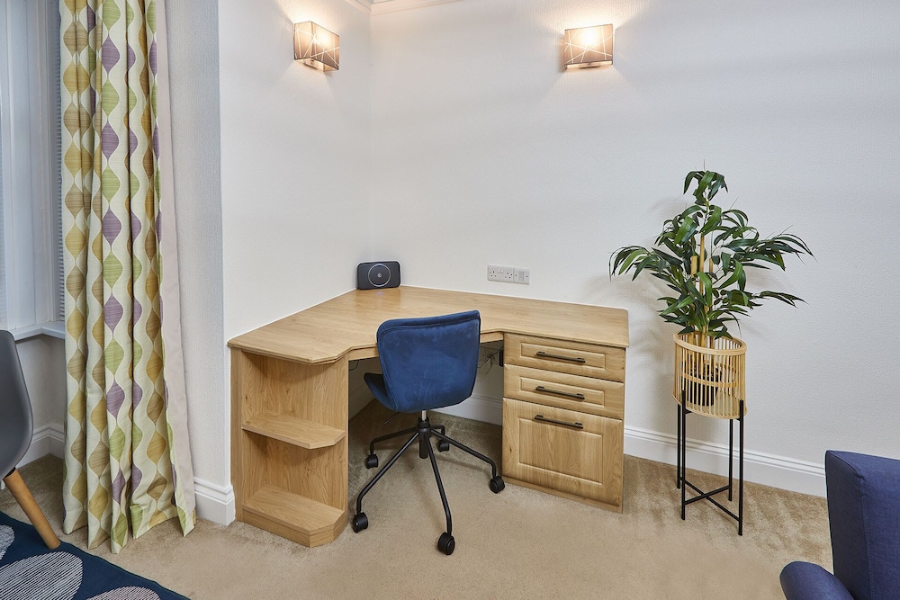 Host Stay Thamesview