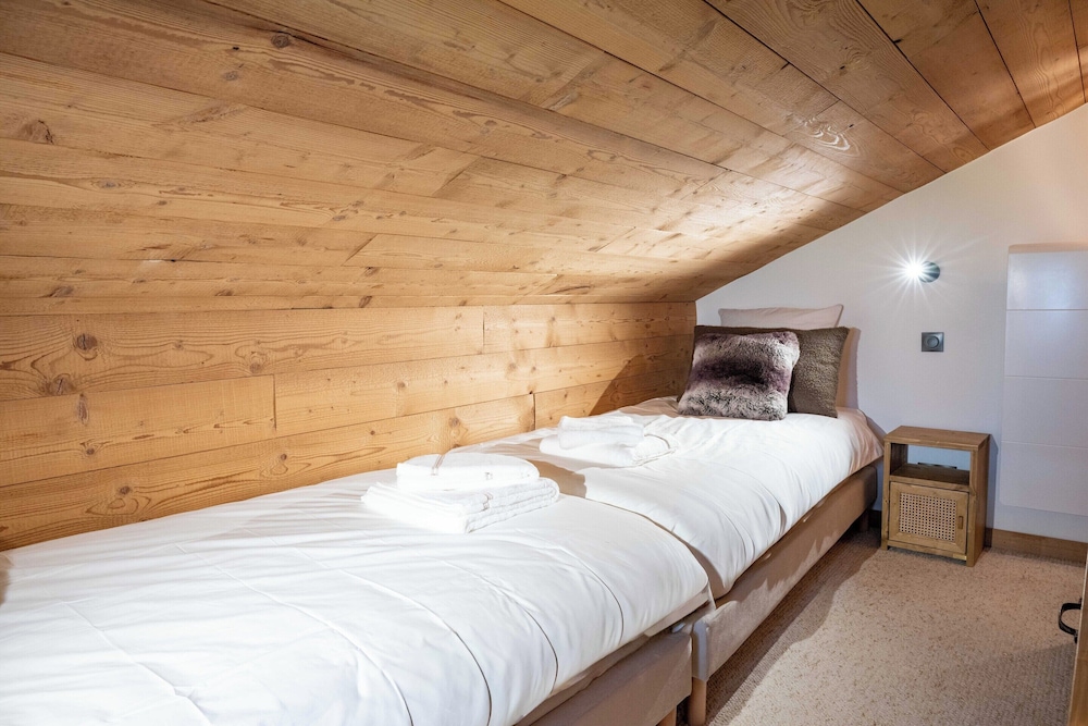 Cozy Chalet 3br/6p With Balcony - Megeve