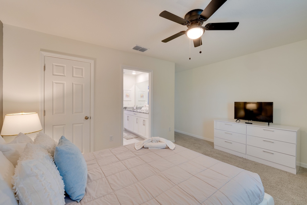 Orlando Area Getaway ~ 17 Mins to Theme Parks!