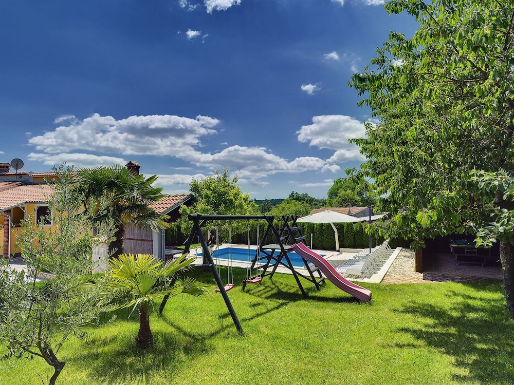 Holiday Home in Lindar With Pool view 5