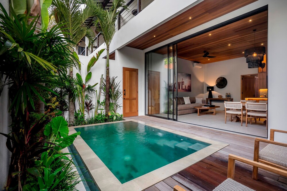 Villa Pereh by Alfred in Bali - Pererenan Paradise 2BD Luxury Townhouse w Pool