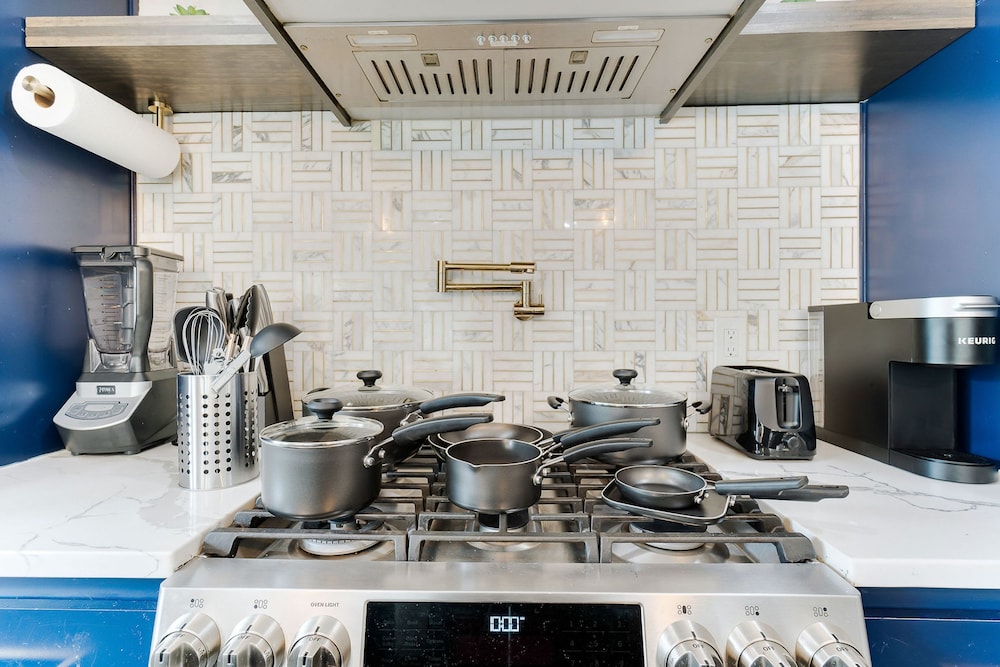 Luxury Townhome Pet Friendly