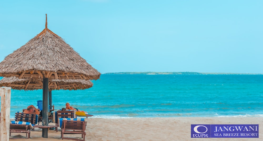 Best Western Jangwani Sea Breeze Hotel