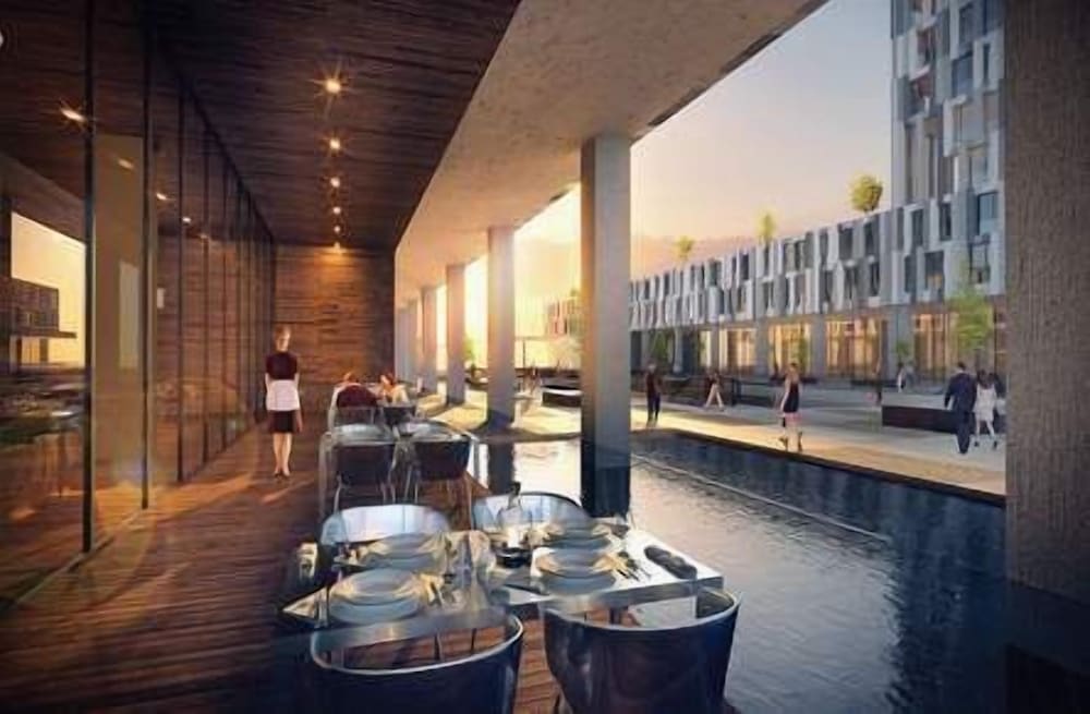 G Suites Airport