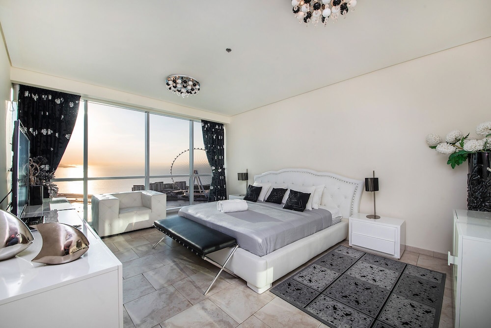 Excellent 2 bedroom at Al Fattan