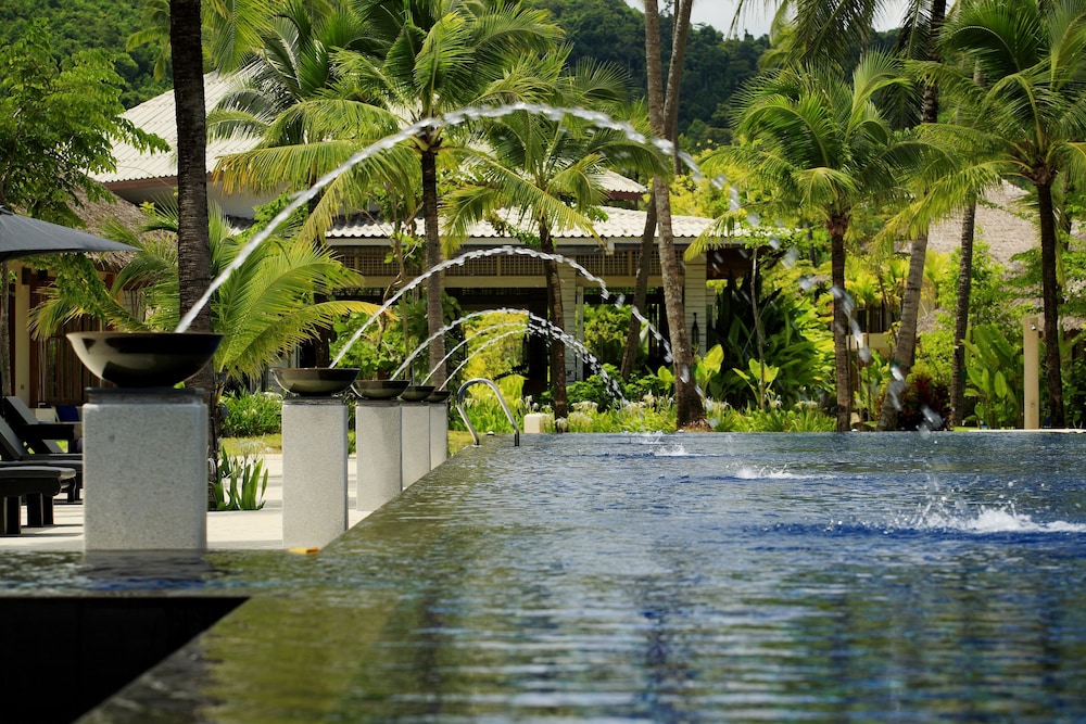 Bangsak Village - Adults Only