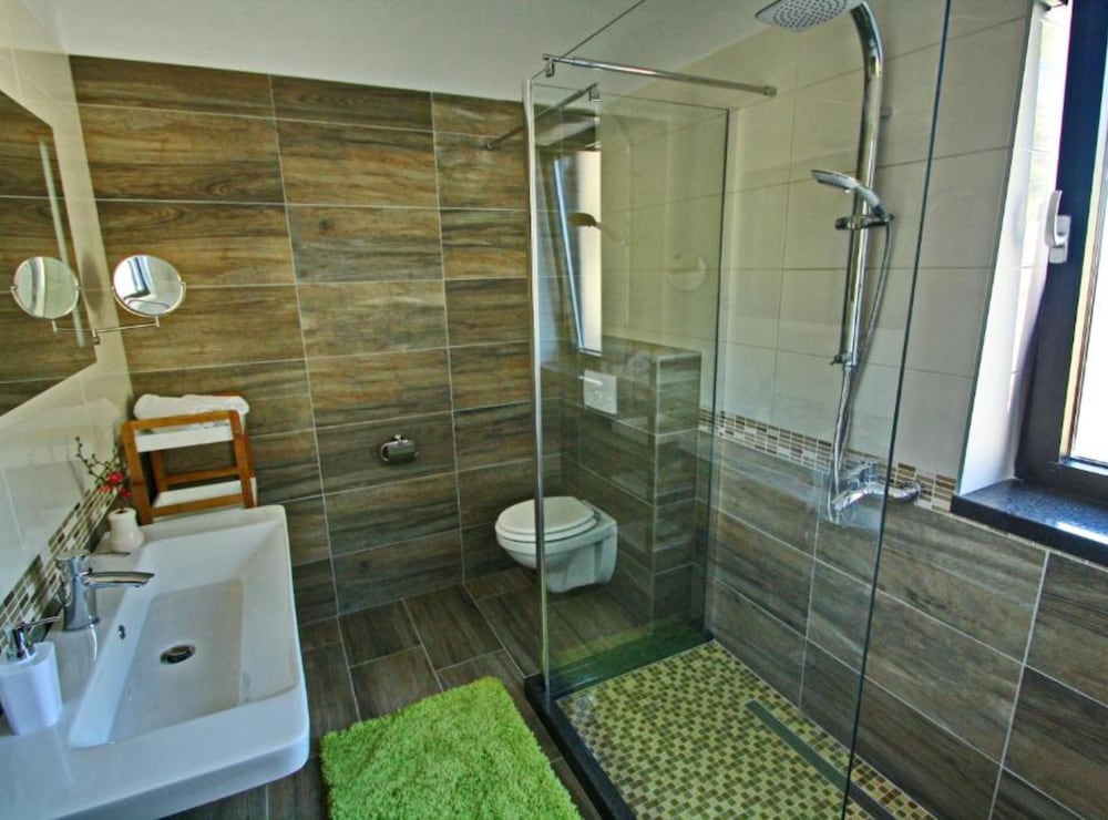 Beachfront Luxury Villa With Private Pool and Stunning Sea Views