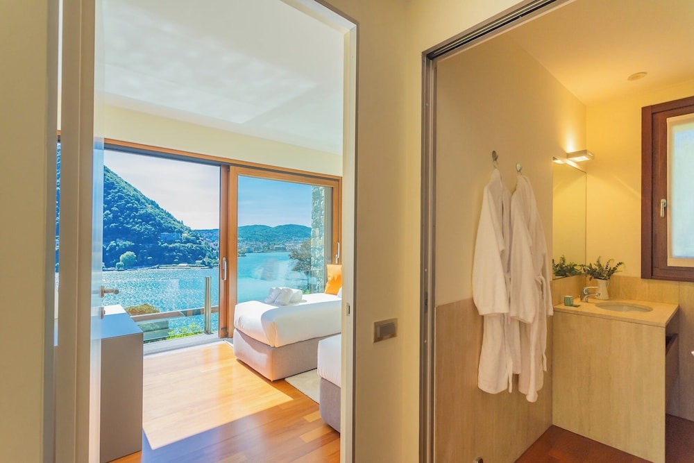 Villa Infinity by Rent all Como