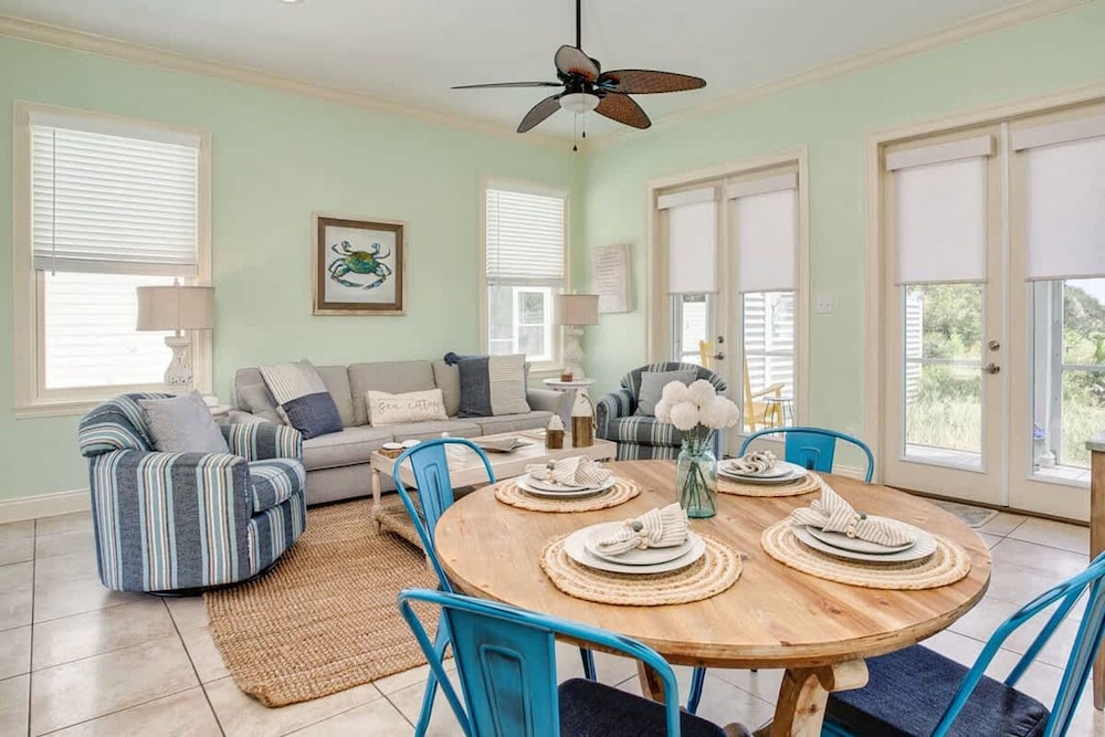 Beach Walk Retreat Heated Pool Golf Views Main Guest House Sleeps 15