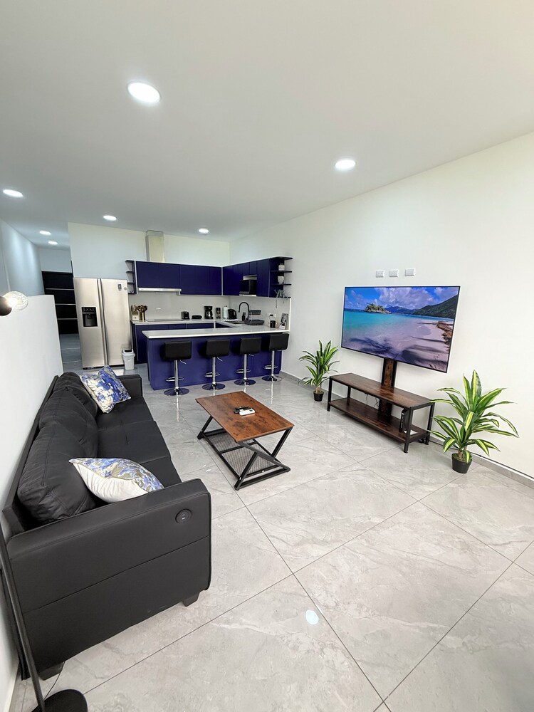 Casa Azul Jaco