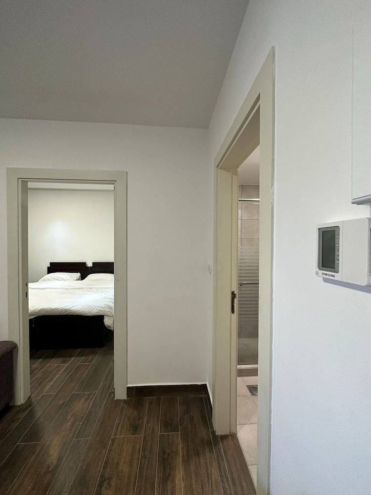 Charming Amman Apartment With Electric Heating & Wi