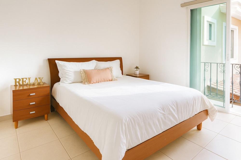 Family Villa Private Pool 3 Min Walk To The Beach