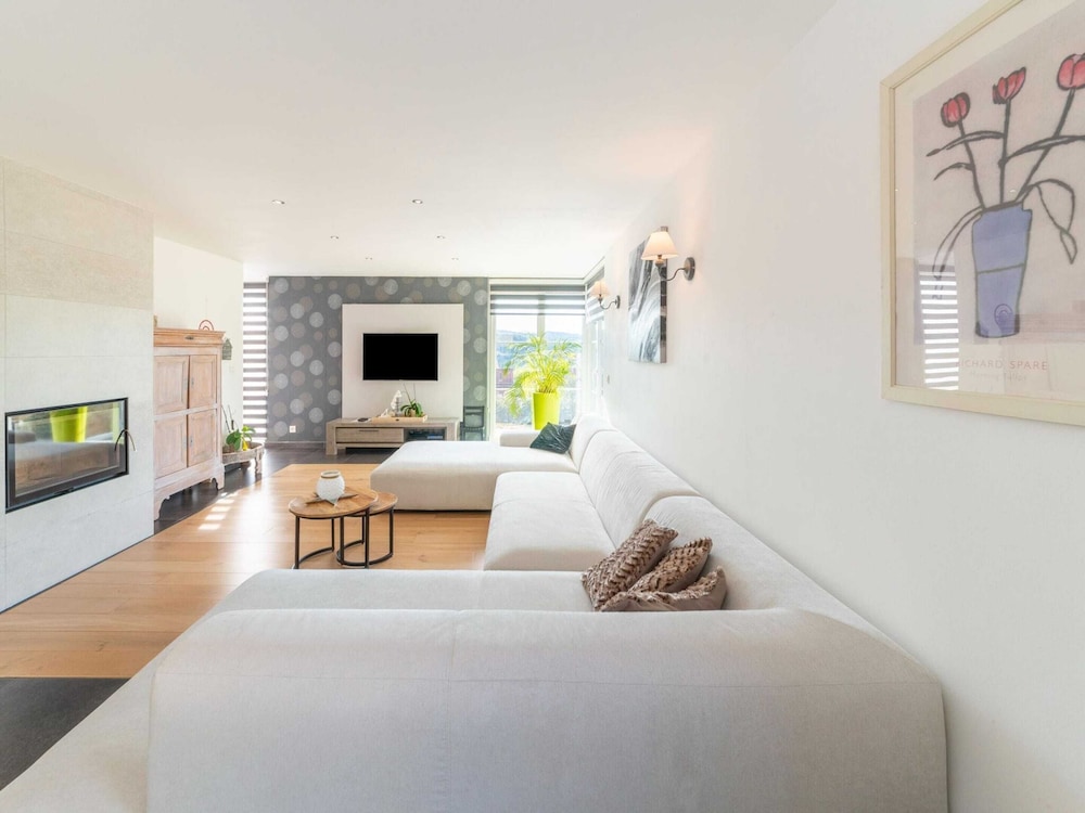 Spacious Home, Durbuy