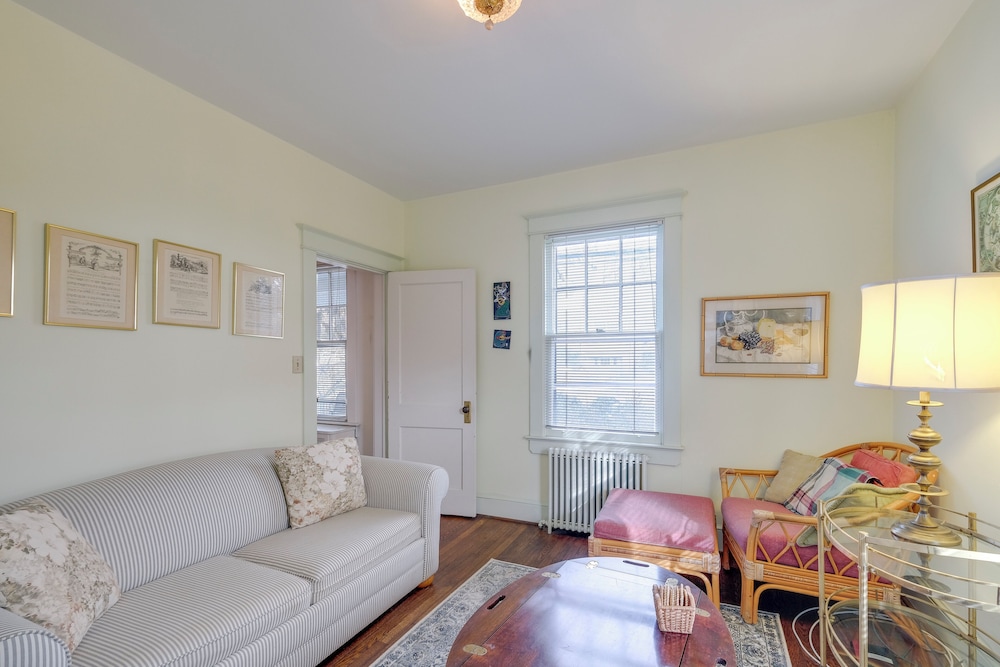 1 Mi to East Falls Station: Home w/ Office!, photo 14