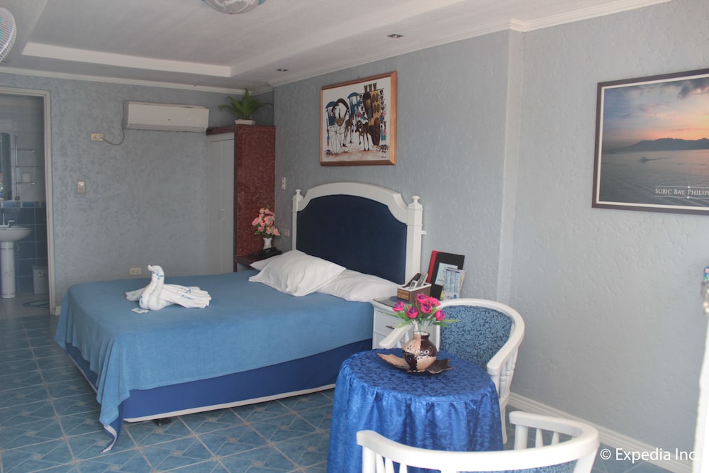 Blue Rock Beach Resort