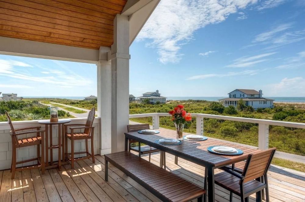 Hat Trick 4 Bedroom Holiday Home By Bald Head Island