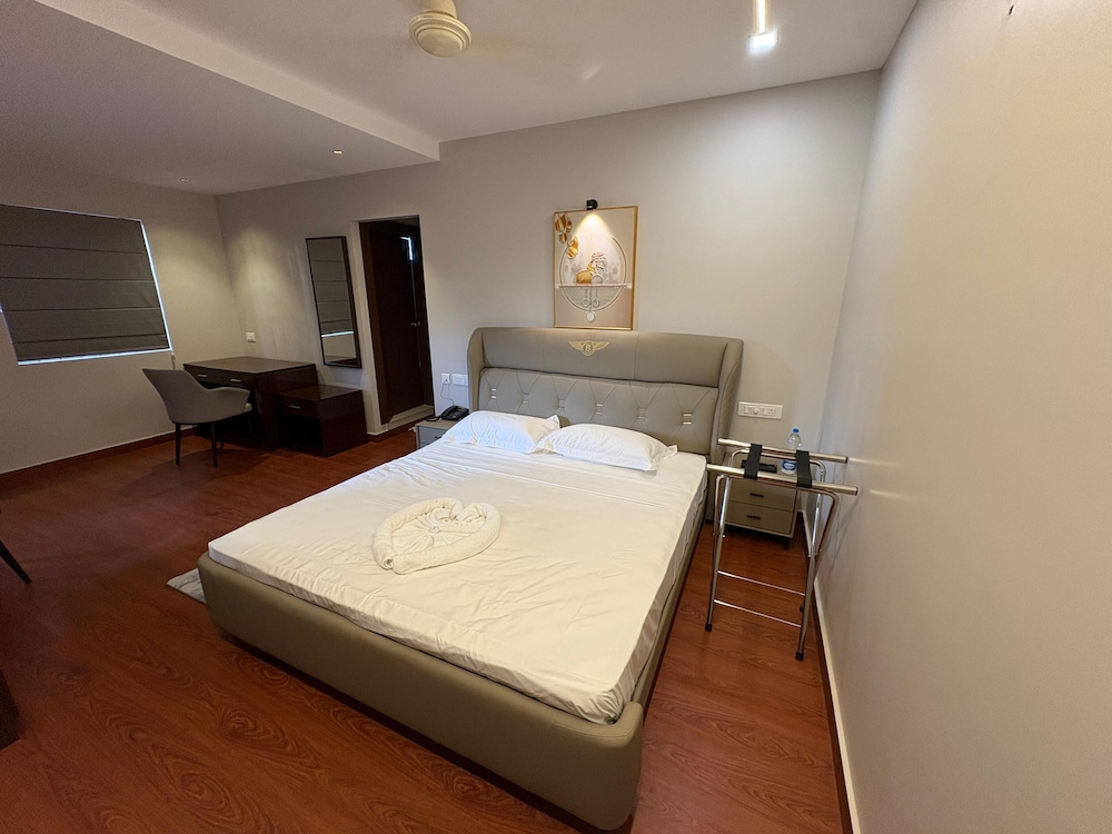 Kanak Residency Kuthuparamba