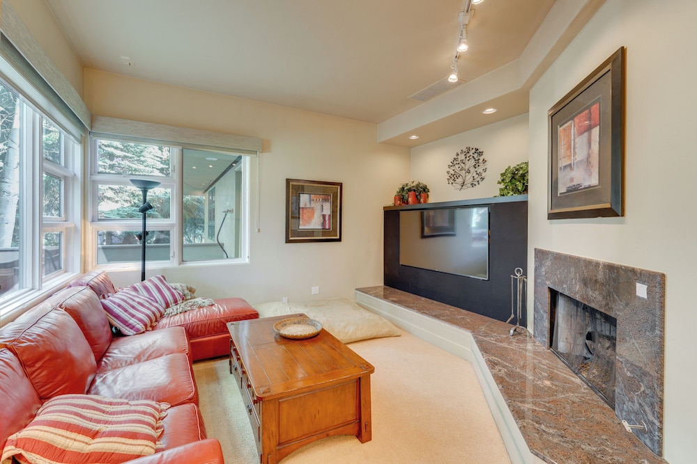 Expansive Sun Valley Home Close to Slopes!