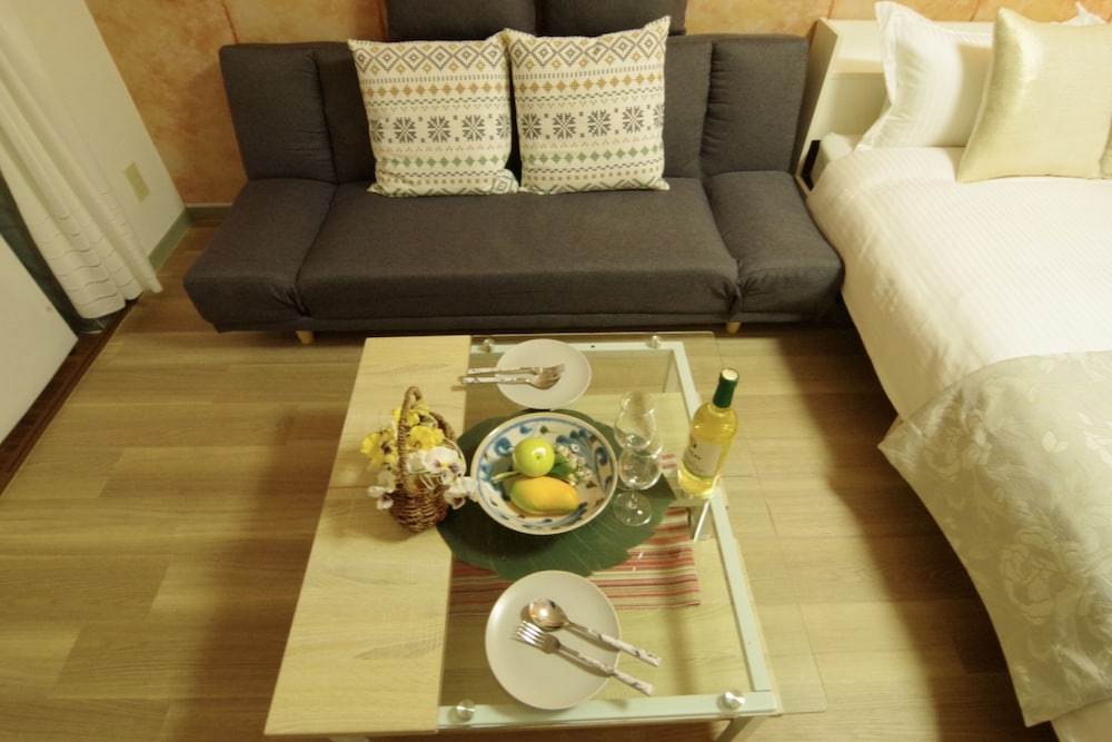 Nipponbashi Art Hotel